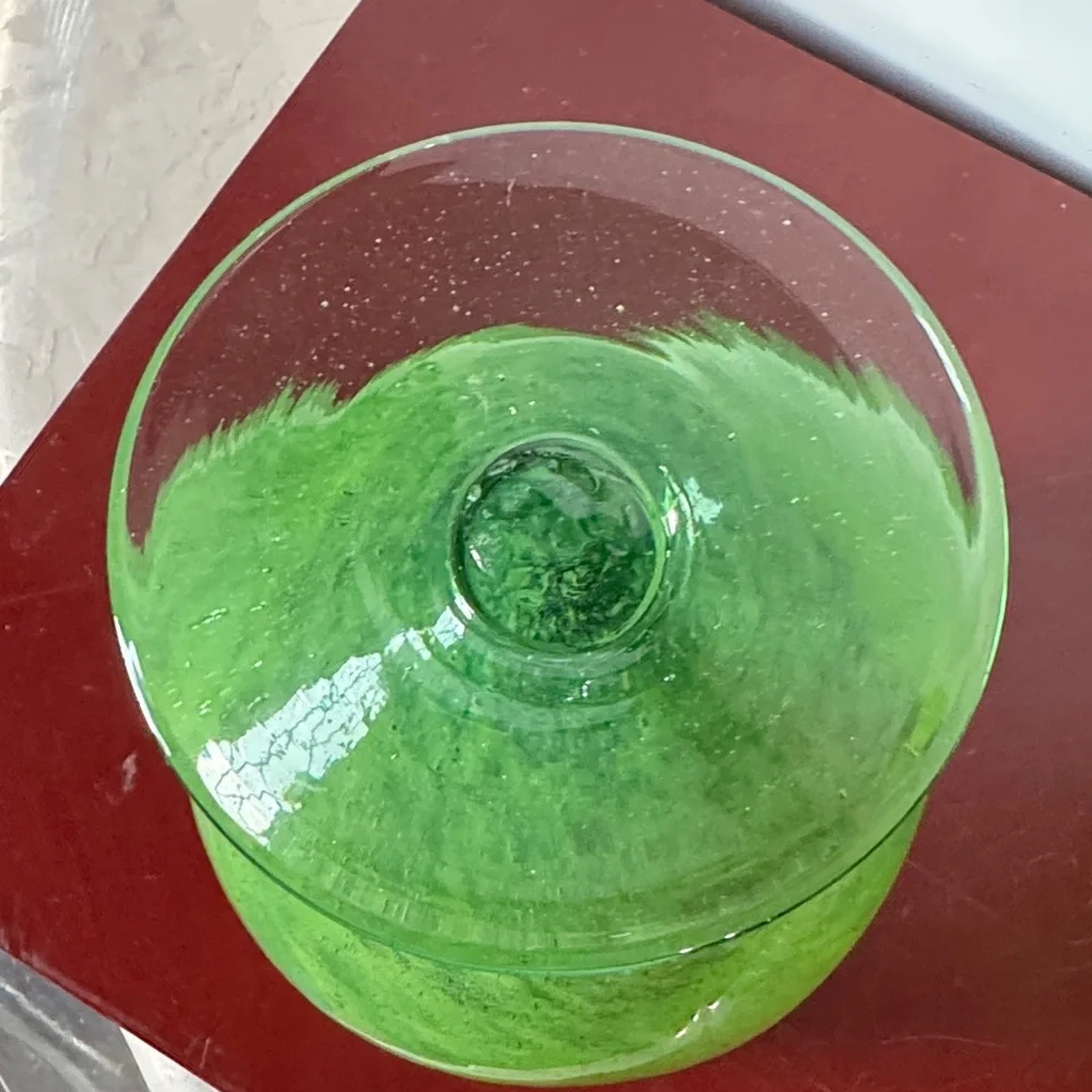 N/A elegant green